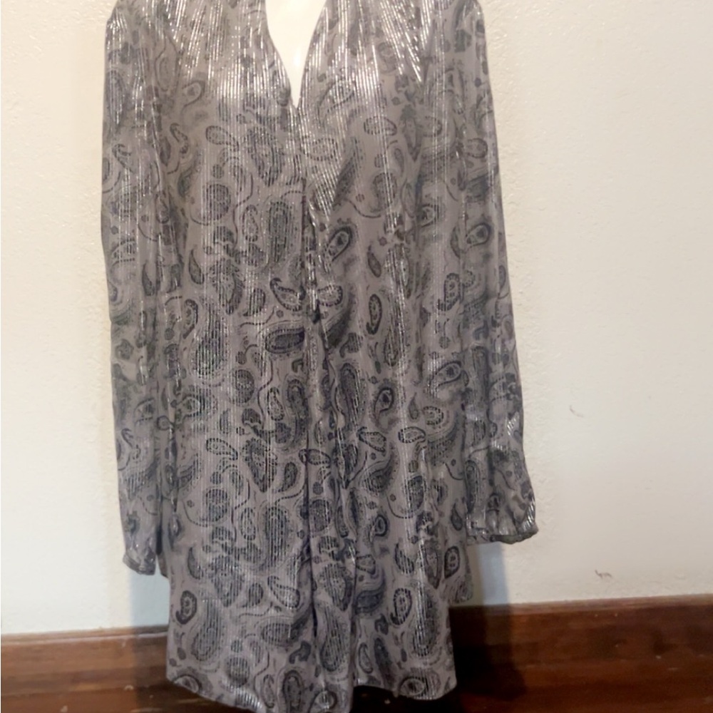 Soft Surroundings Silver Gray Paisley Long Sleeve Blouse
